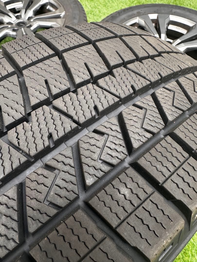 ルノーキャプチャー　17インチホイールスタッドレスタイヤセット215/60R17