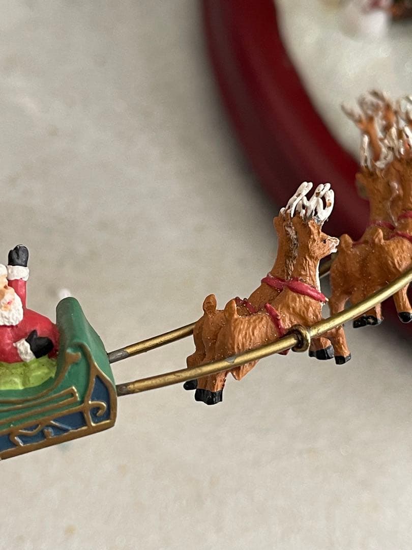 トーマス キンケード　クリスマスツリー