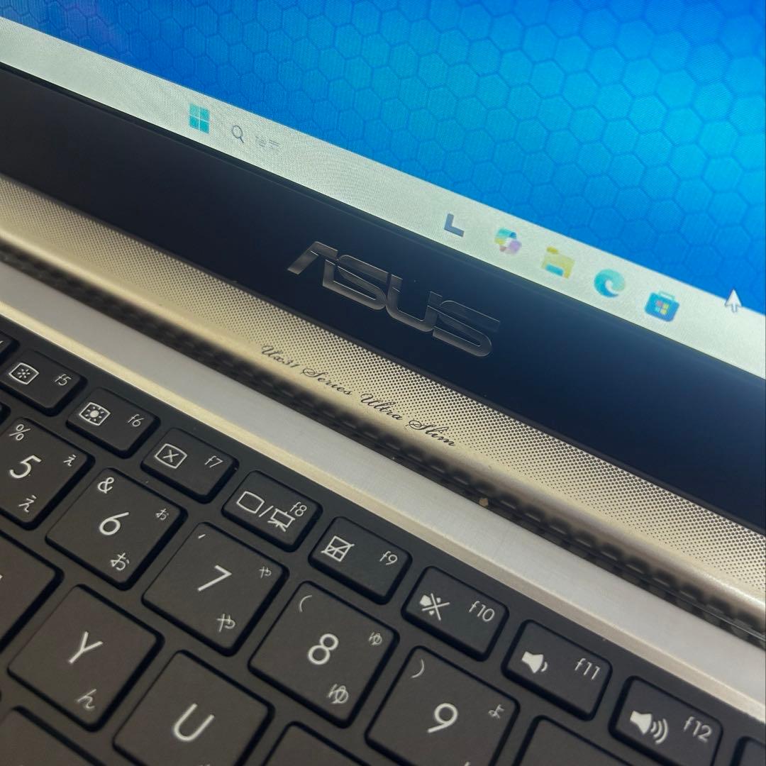 windows11✨薄型SSD256GBバッテリー◎カメラオフィスタッチパッド付