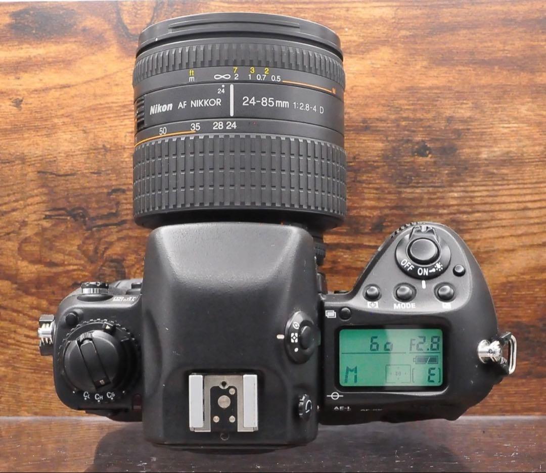 フイルムカメラ　NIKON F5 レンズ付き　動作品