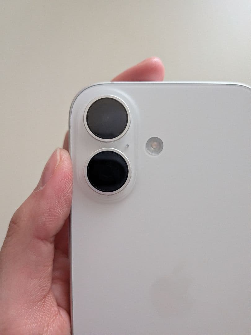 Apple iPhone 16 128GB ホワイト