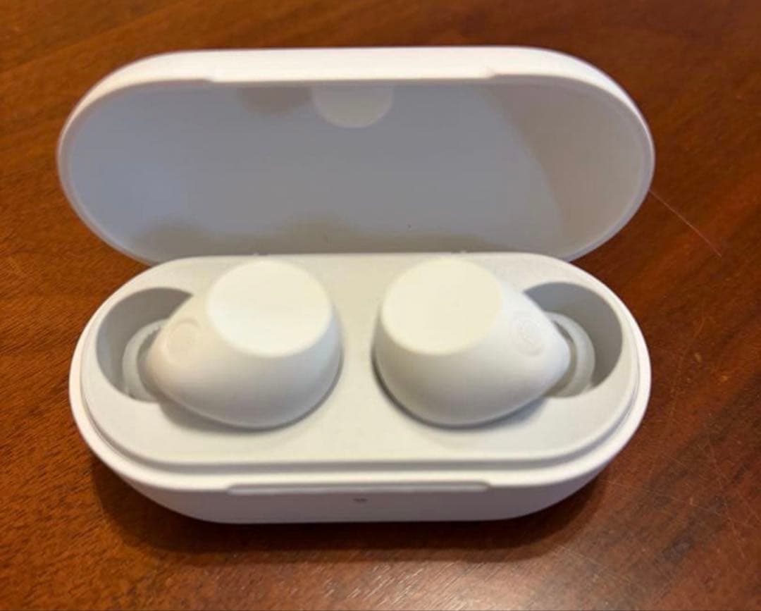 ソニーBluetoothワイヤレスイヤホン　WF-C710N ホワイト美品