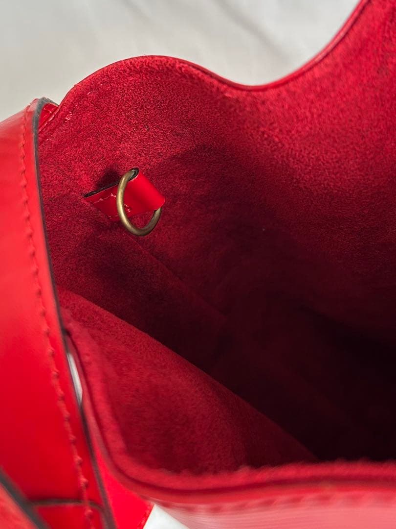 【LOUIS VUITTON】ルイヴィトン エピ サックデポール 赤 ショルダー