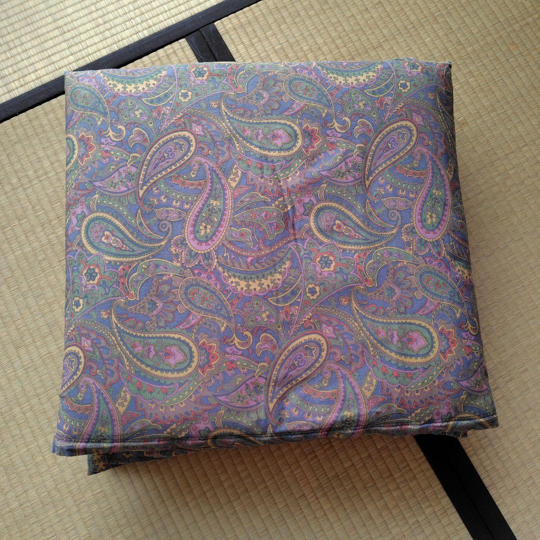 花柄・動物柄の座布団セット