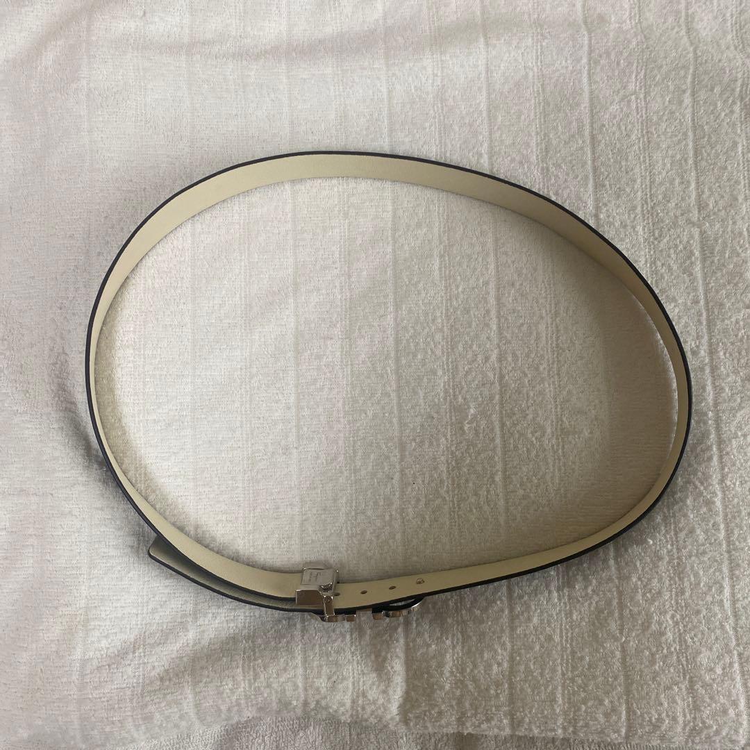 Salvatore Ferragamoガンチーニレザー ベルト黒×クリーム未使用