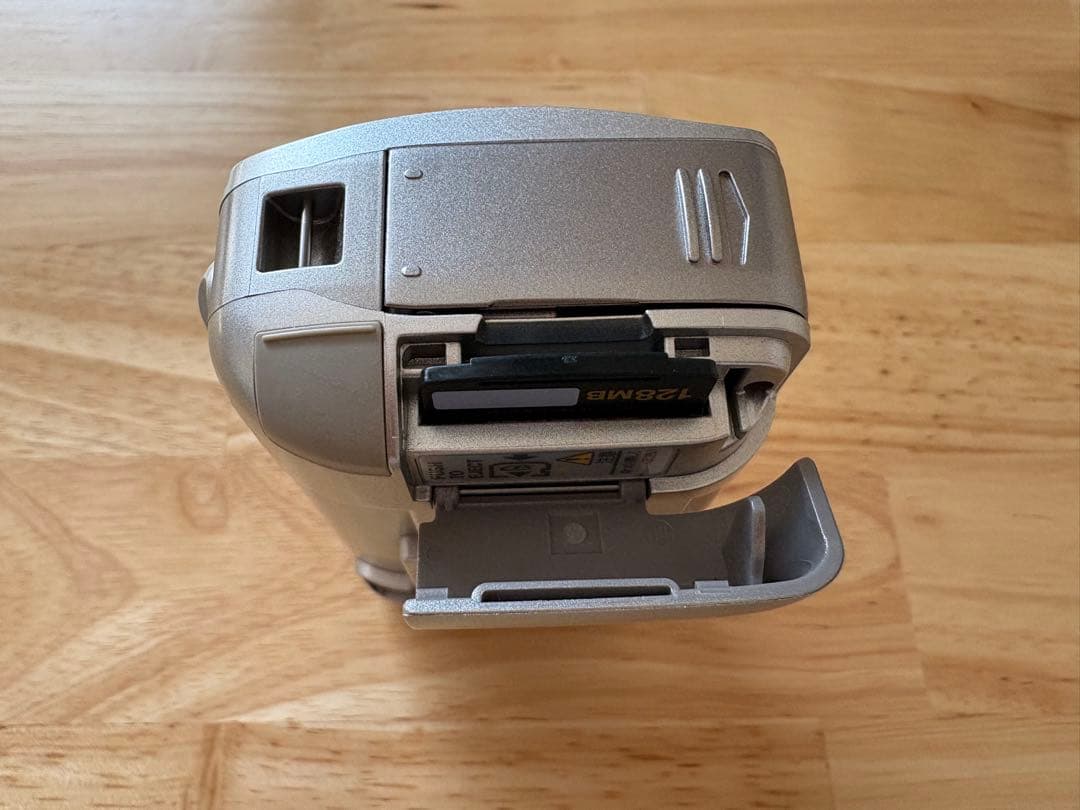 オリンパス C-350 ズーム コンパクト デジタル カメラ