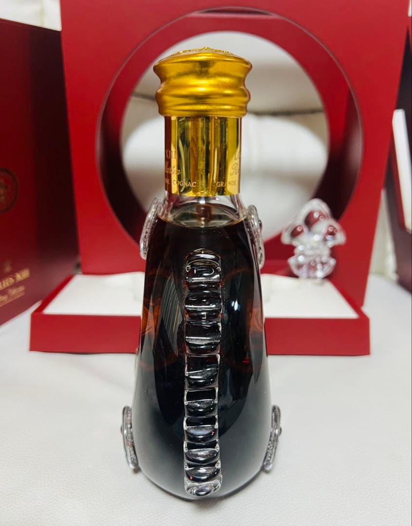 レミーマルタン ルイ13世　バカラ　替栓・展示台・化粧箱付！　正規輸入品　未開封