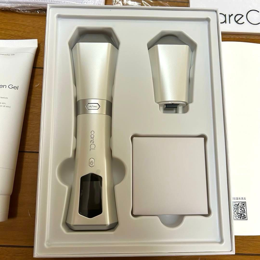 （新品未使用）careCL CLB 美顔器　コラーゲンジェル付き