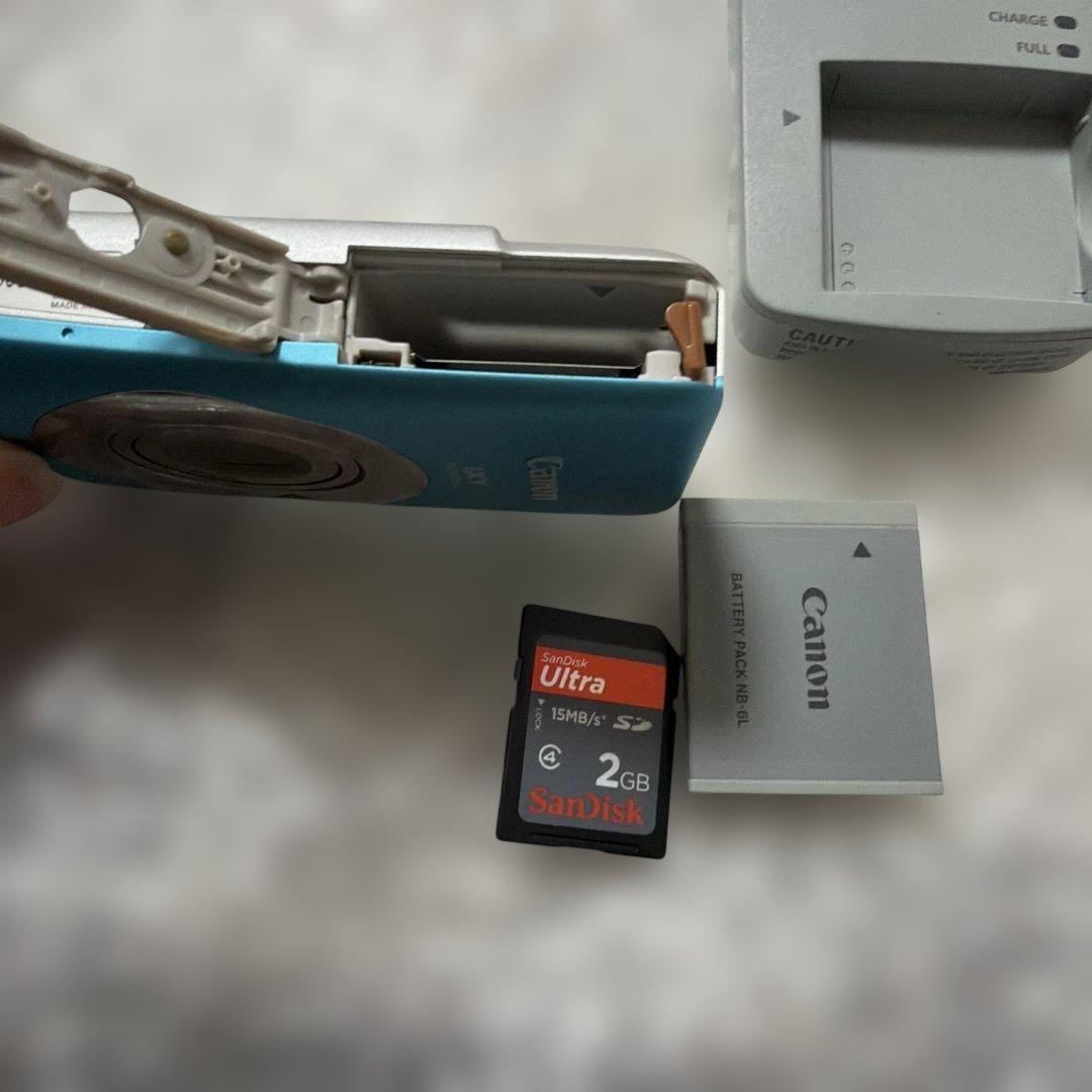 キャノン IXY DIGITAL 110 IS ブルー