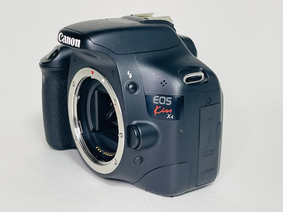 ショット数1161回 Canon EOS Kiss X4 デジタル一眼レフカメラ