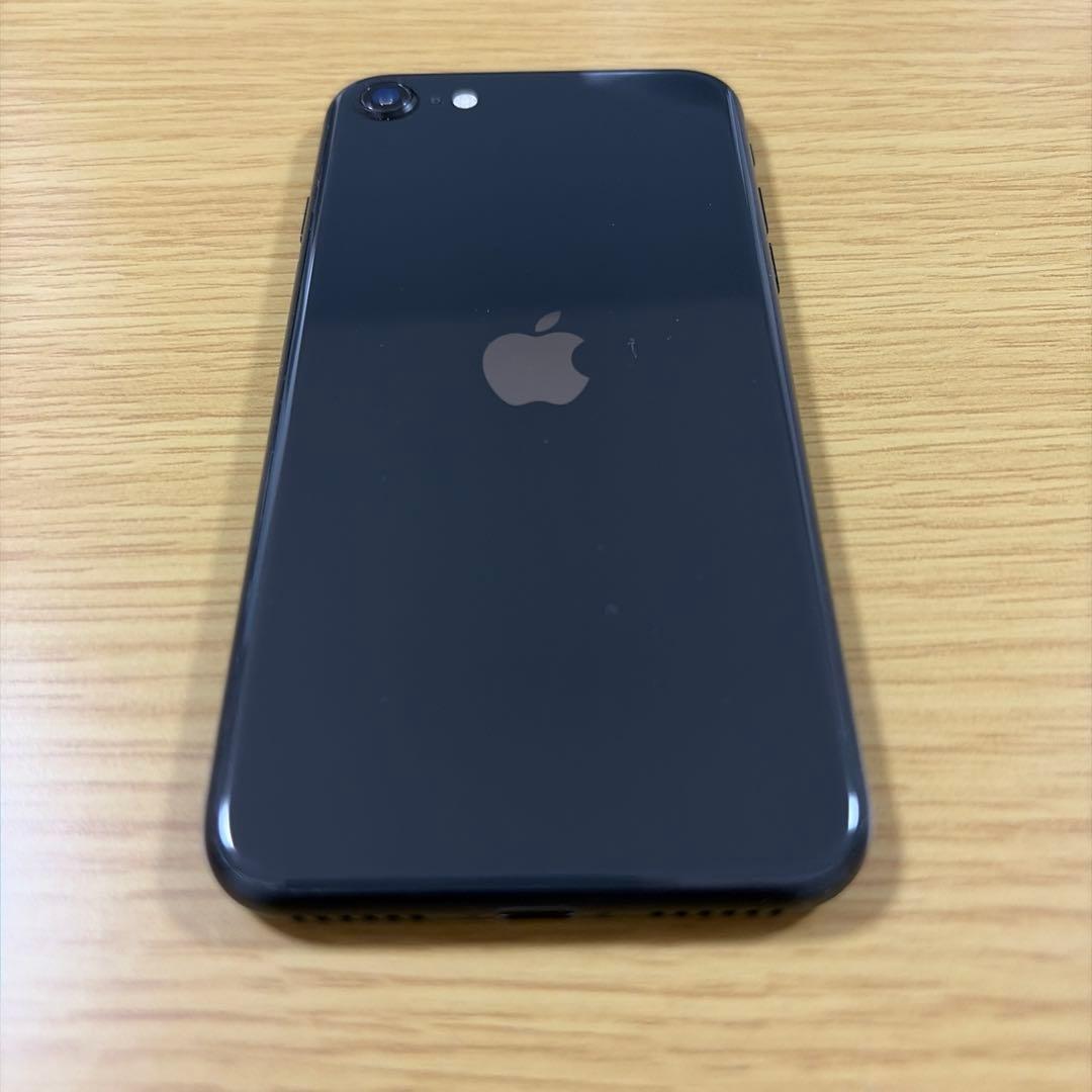 iPhone SE 第2世代 (SE2) simフリー 64gb ブラック