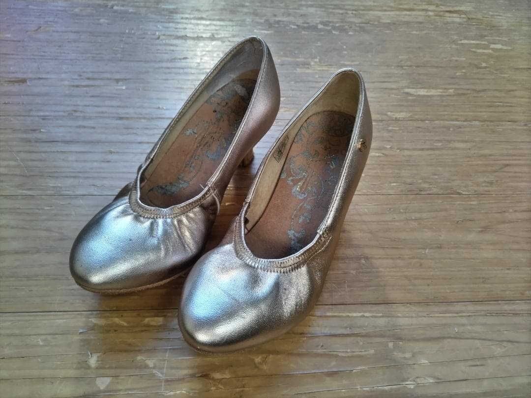 メタリックゴールド ダンスシューズ 女性用
