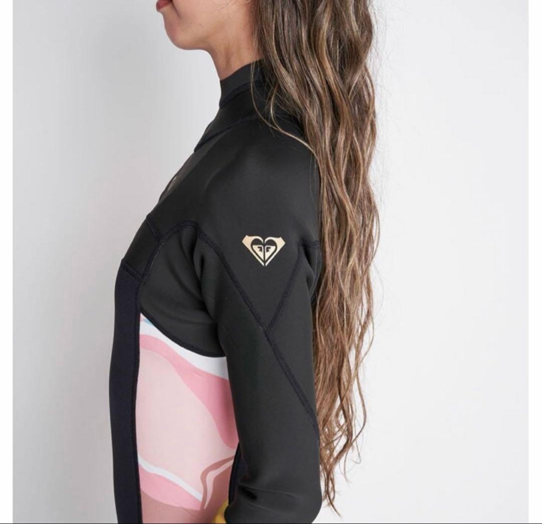 【新品•未使用•タグ付】ROXYウェットスーツ2.5/2mm 2022年春夏 M