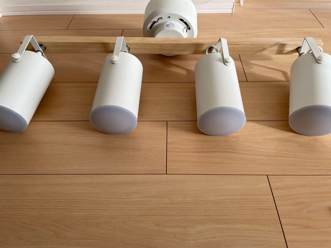 LOWYA LEDスポットライト