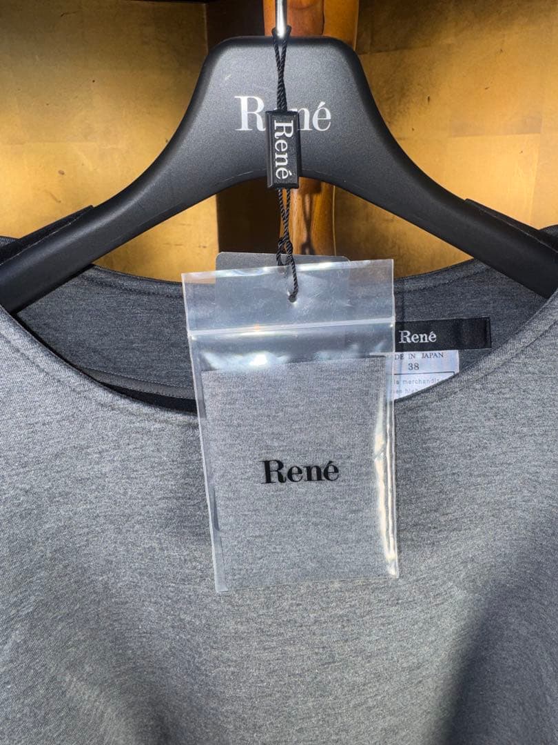 【Reneルネ】新品タグ付き定価57,200円ストレッチワンピース38