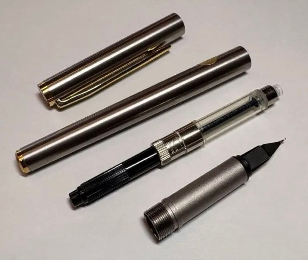 【週末値下げ】MONTBLANT 万年筆 14金　モンブラン