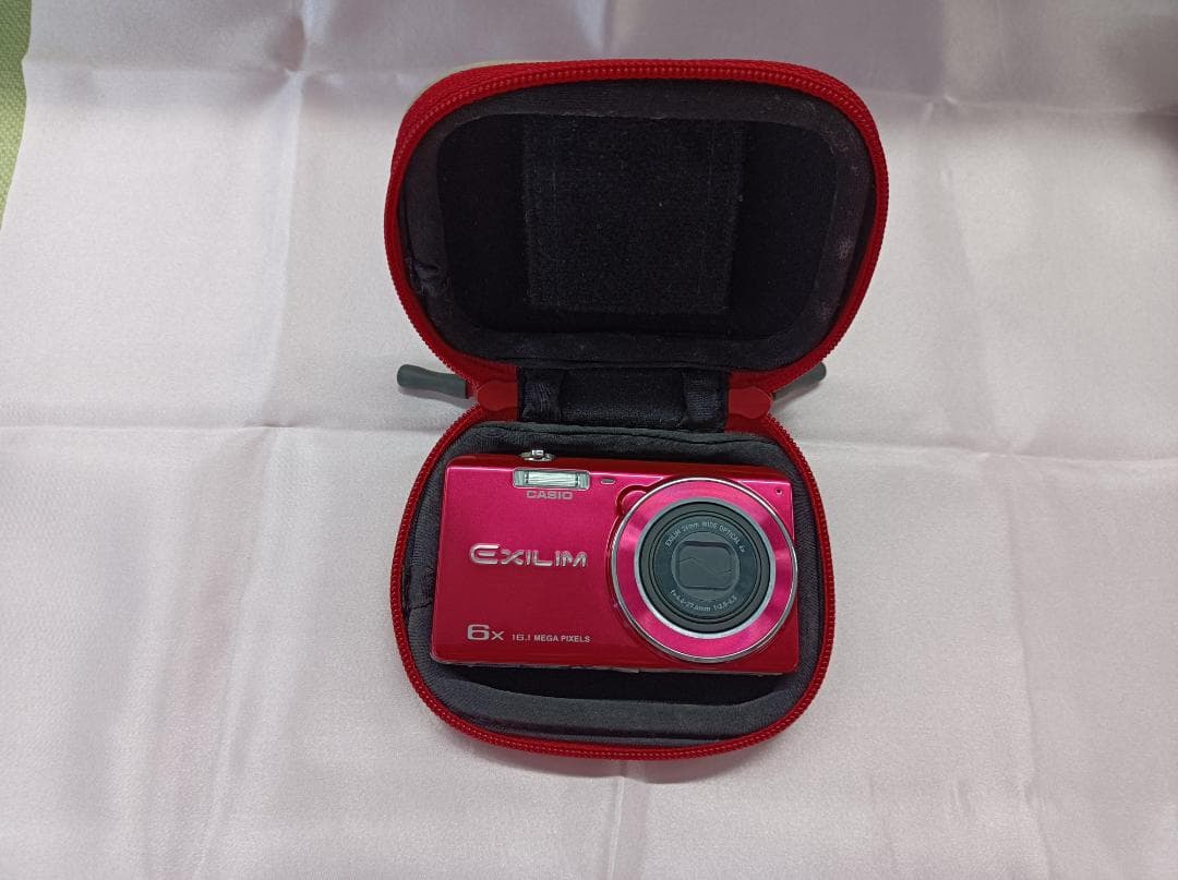 都《EEPWF》カシオ　EXILIM　 EX-Z780　コンパクトデジタルカメラ