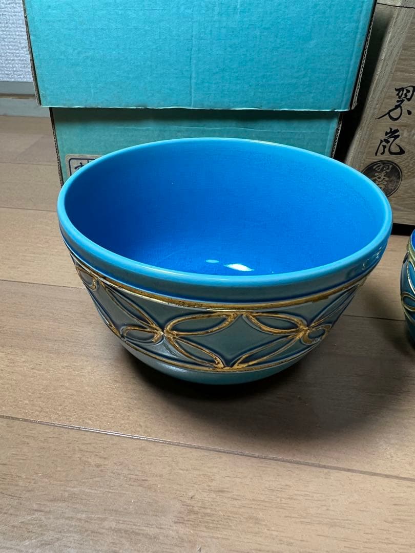632 茶道具皆具　中村翠嵐　浅黄交趾帯七宝　三つ揃　茶碗茶入蓋置　未使用有田焼