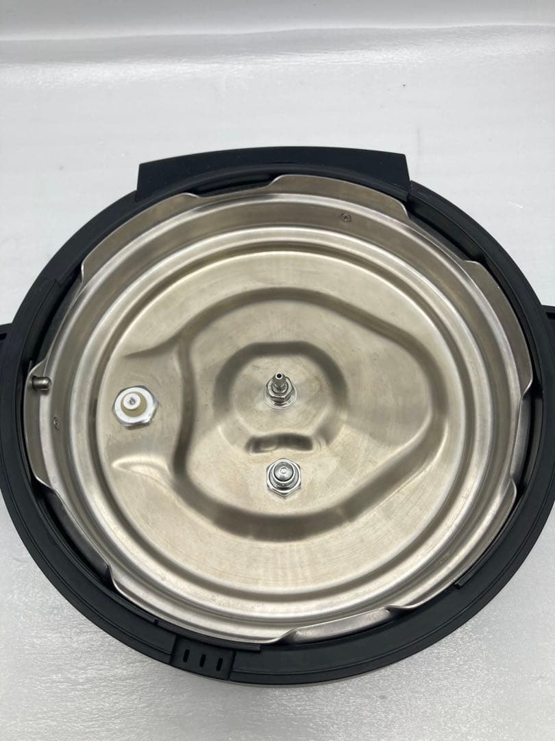 し*き様 Panasonic　電気圧力鍋　NF-PC400　2024年製　パナソ