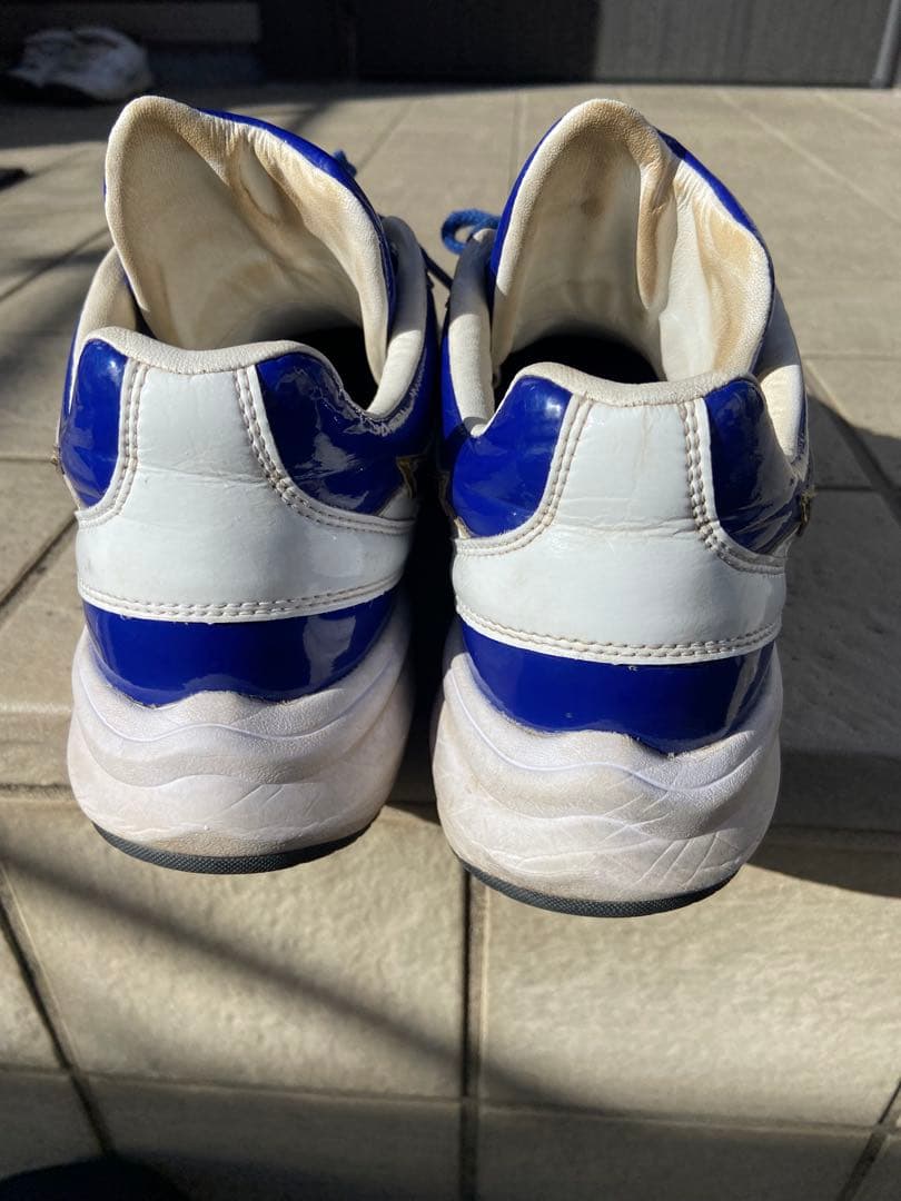 Mizuno トレーニングシューズ 青/白/金