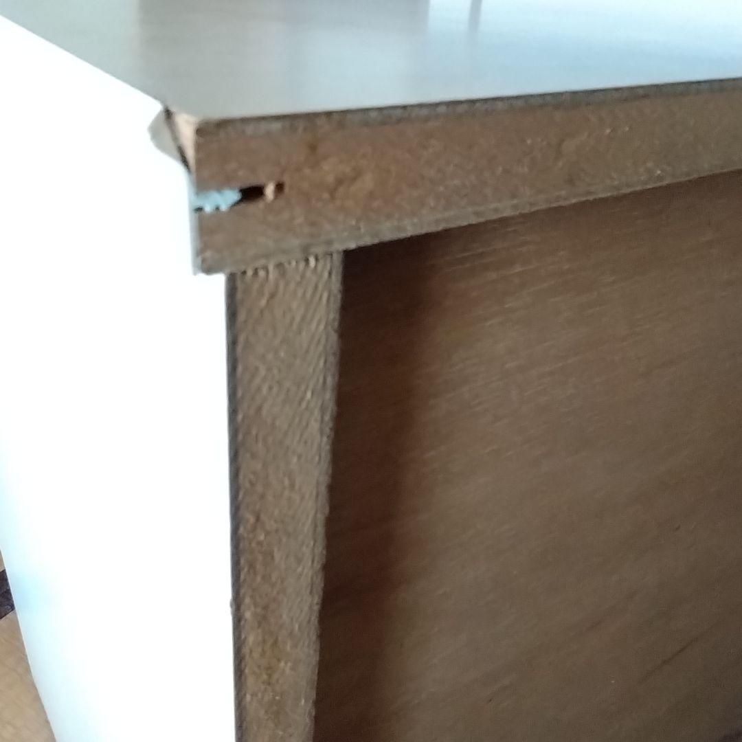 ポップな花柄デザインの押入れタンス 3段 チェスト 昭和レトロ