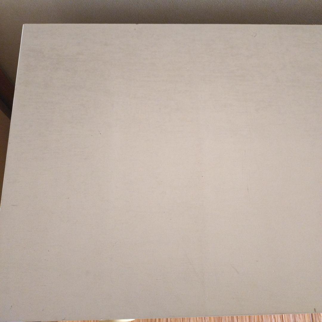 ポップな花柄デザインの押入れタンス 3段 チェスト 昭和レトロ