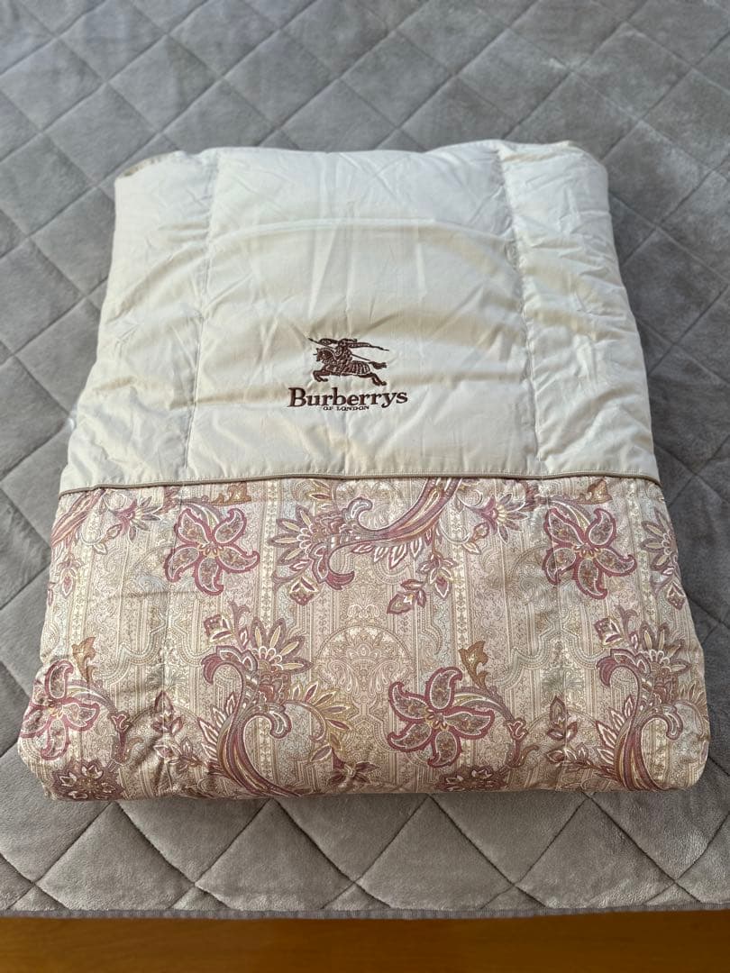 新品　バーバリー　羽毛布団　ダウン70%　西川日本製
