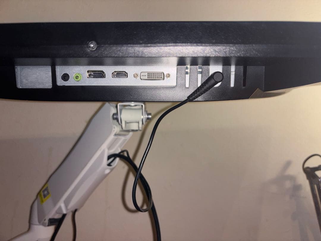 ASUS ゲーミングモニター 27インチ/0.5ms/165Hz/G-SYNC/