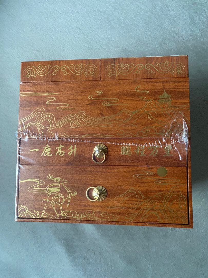 一鹿高升 五段ギフト茶箱セット 中国高級茶ギフト（大紅袍・白茶・水仙など）2箱