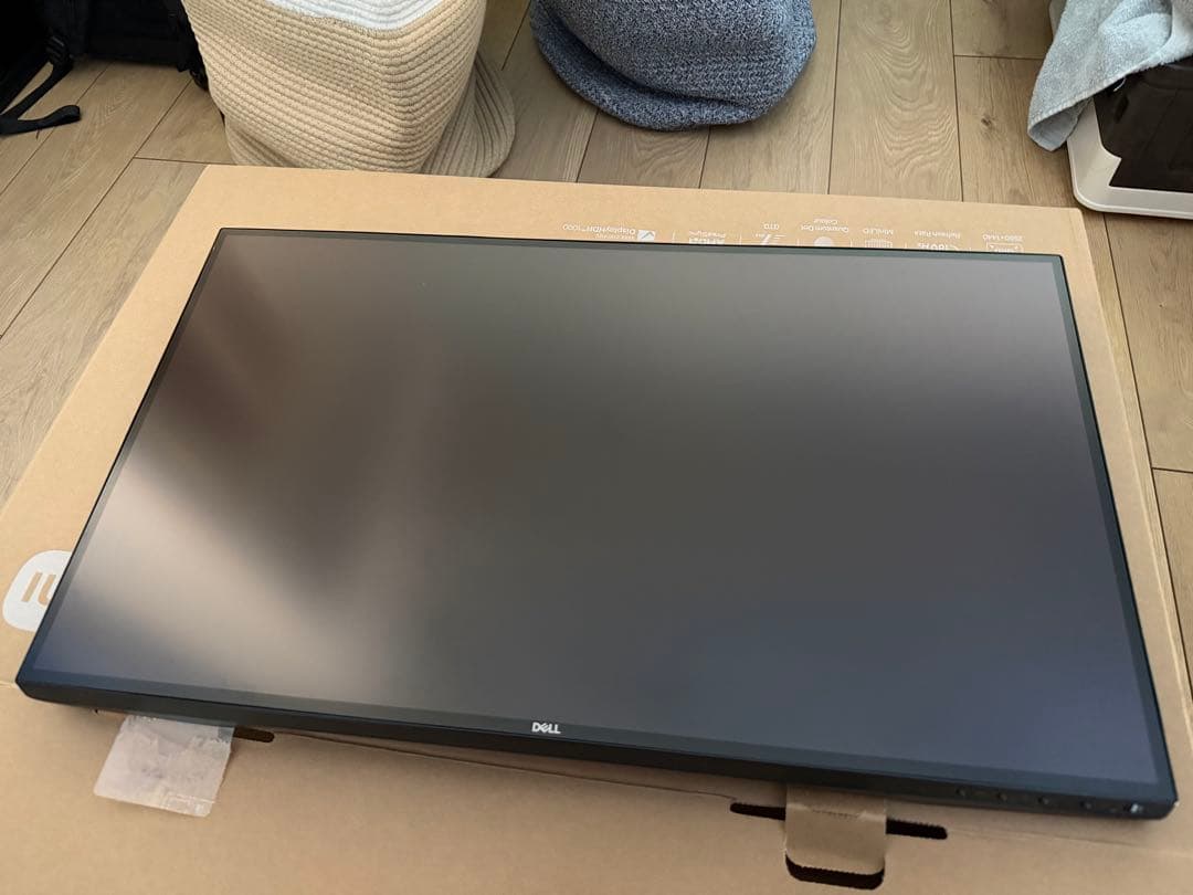 DELL U2518D モニター