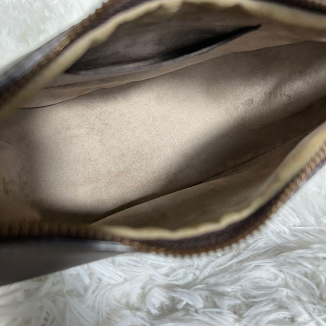 極美品✨クリスチャンヴィラ　ラウンドショルダーバッグ ハーフムーン ブラウン