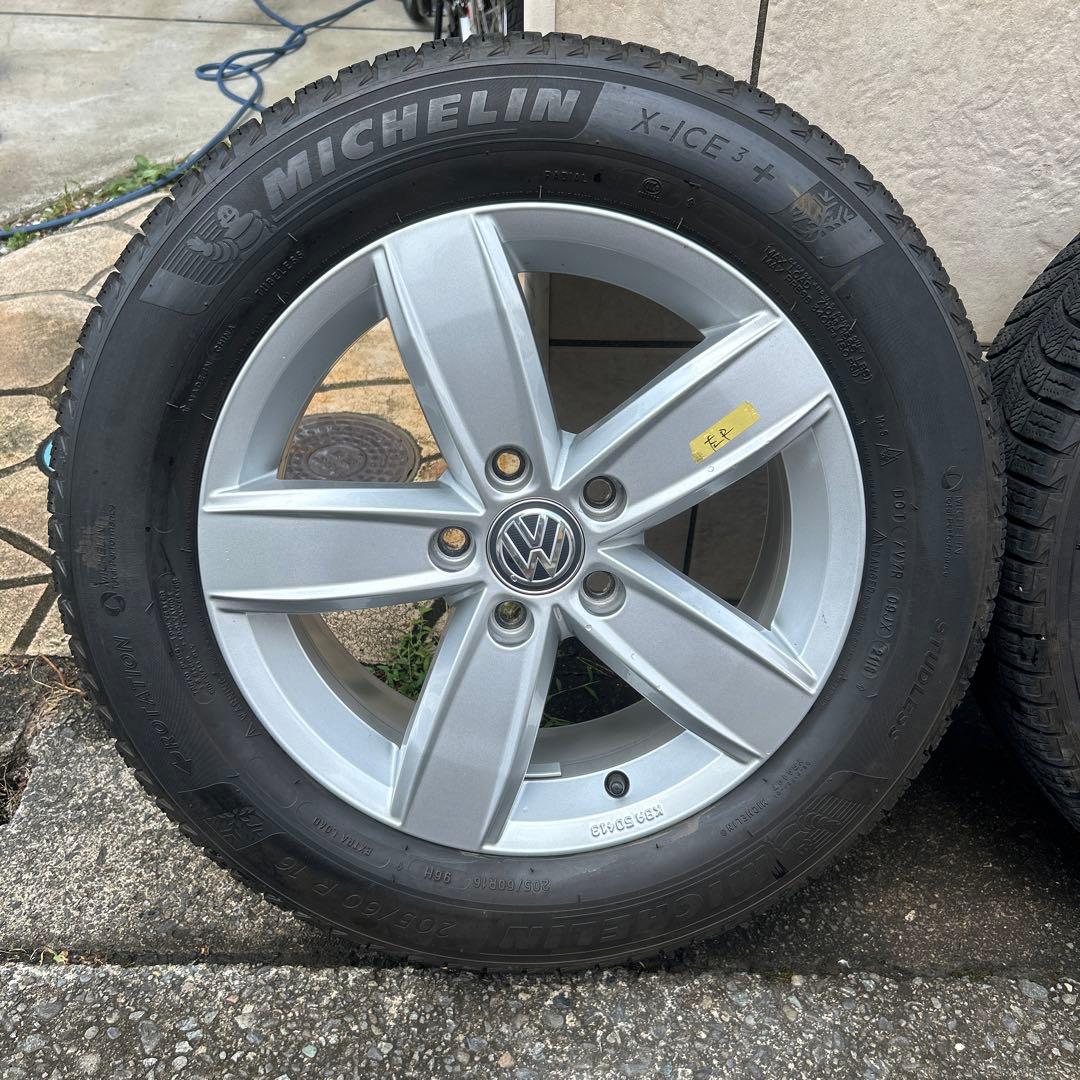 フォルクスワーゲン純正　205/60/16