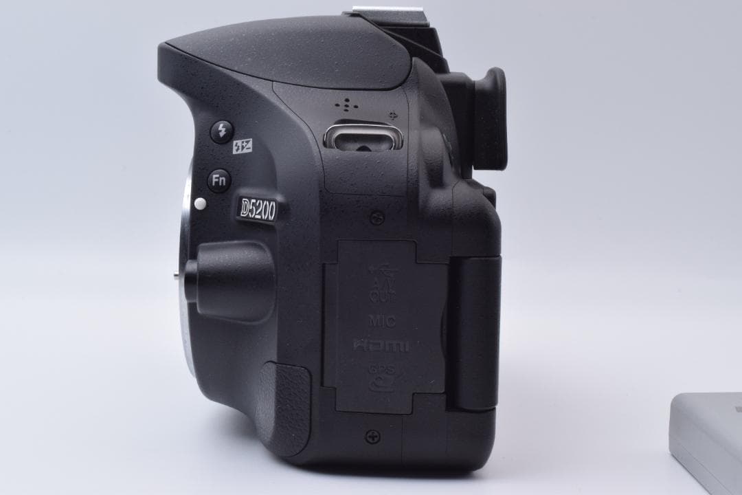#47a 訳あり Nikon D5200 ボディ ショット数 4220