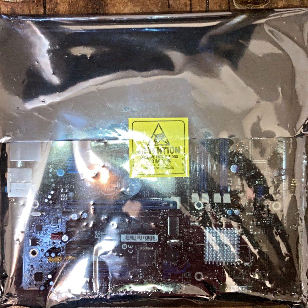 ☆新品/希少品☆インテル Intel Extreme DP55SB マザーボード