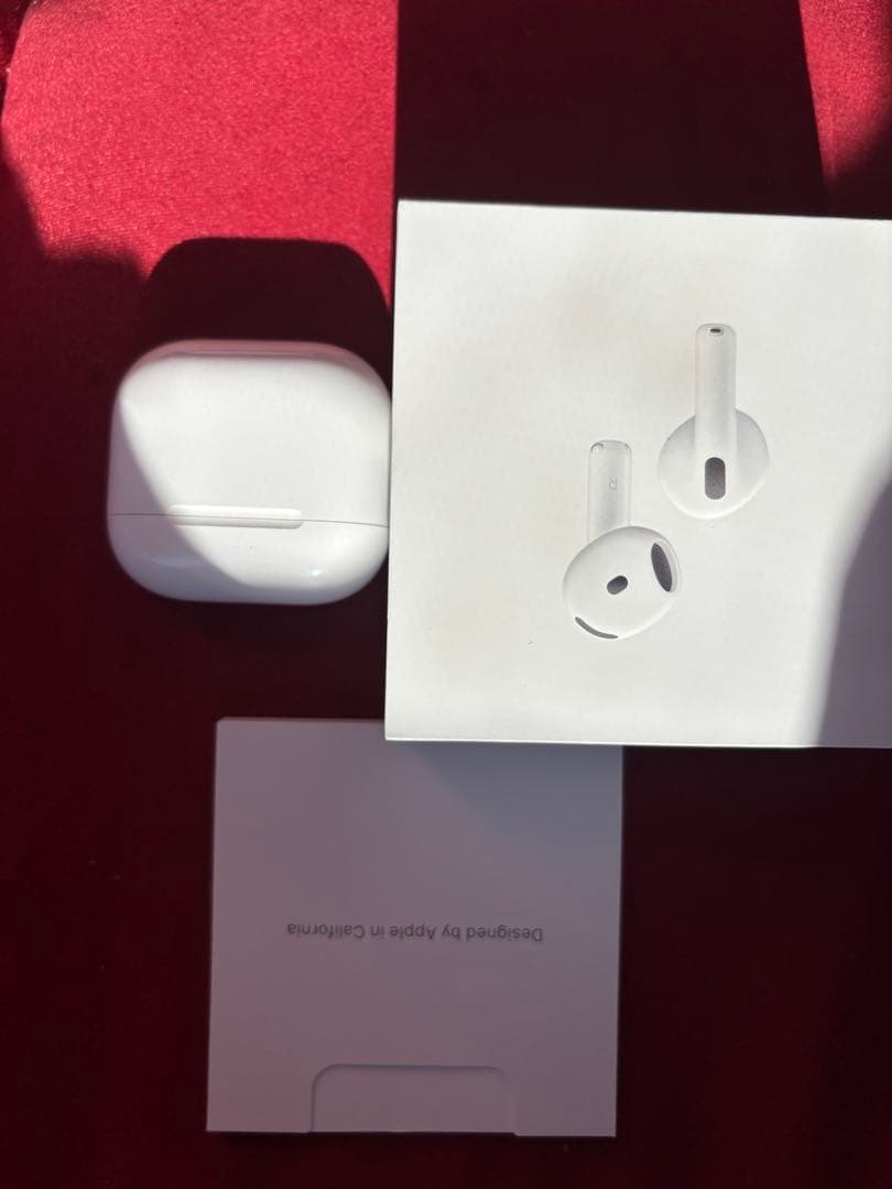 Apple AirPods ワイヤレスイヤホン
