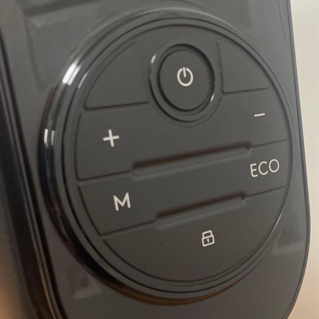 《Electrolux》 コンフォートヒート700 オイルヒーター ‘20年製