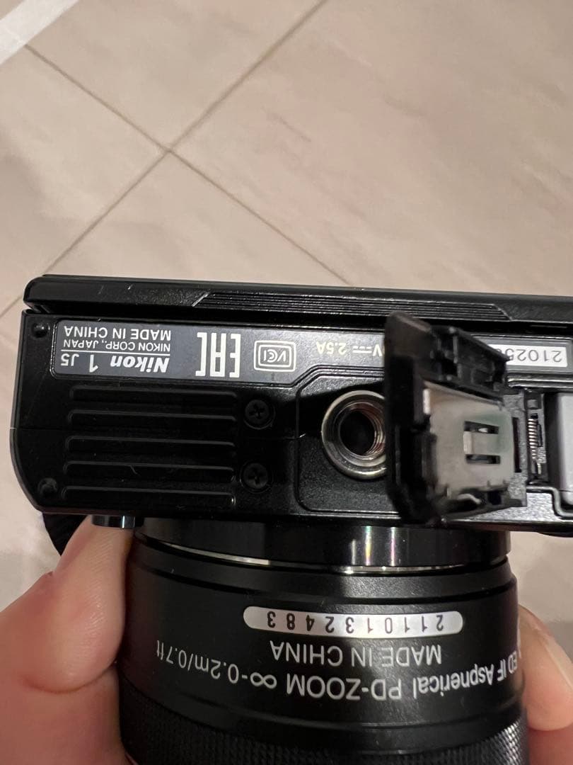 美品 NIKON J5 ダブルレンズキット