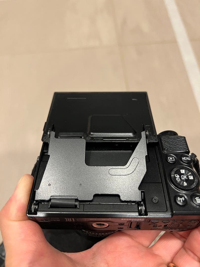 美品 NIKON J5 ダブルレンズキット