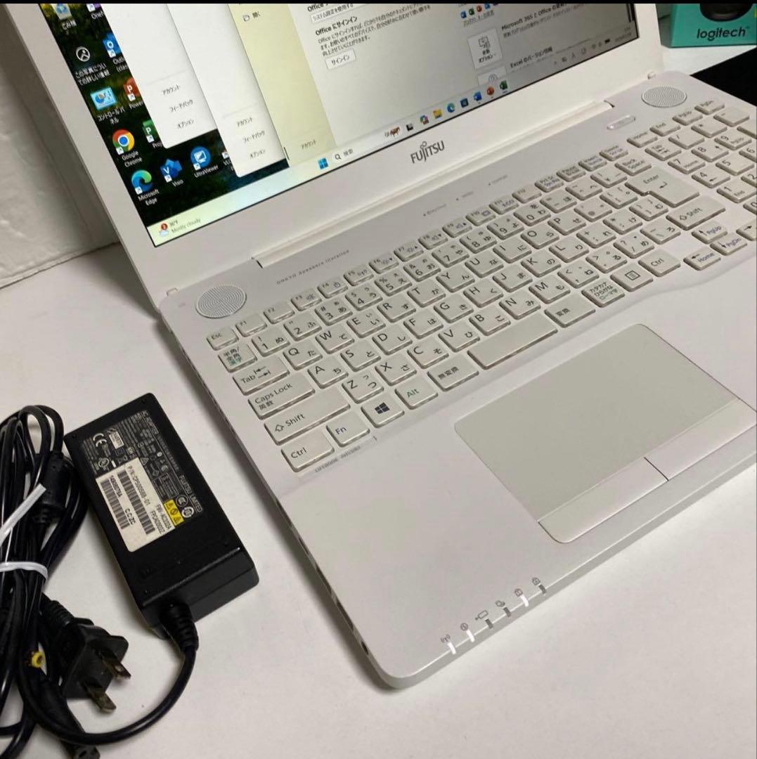 Windows11 オフィス付き　Core i7 SSD メモリ8GB 富士通