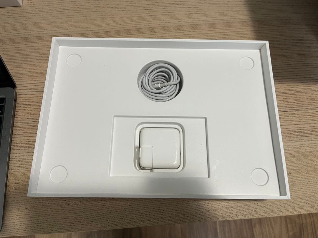 MacBook本体 Apple MacBook Air 2020 512GB