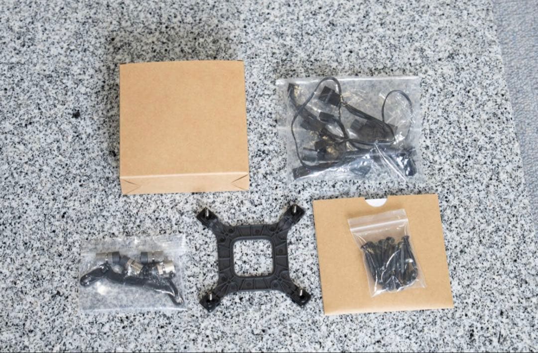 美品 LS720S ZERO DARK DEEPCOOL