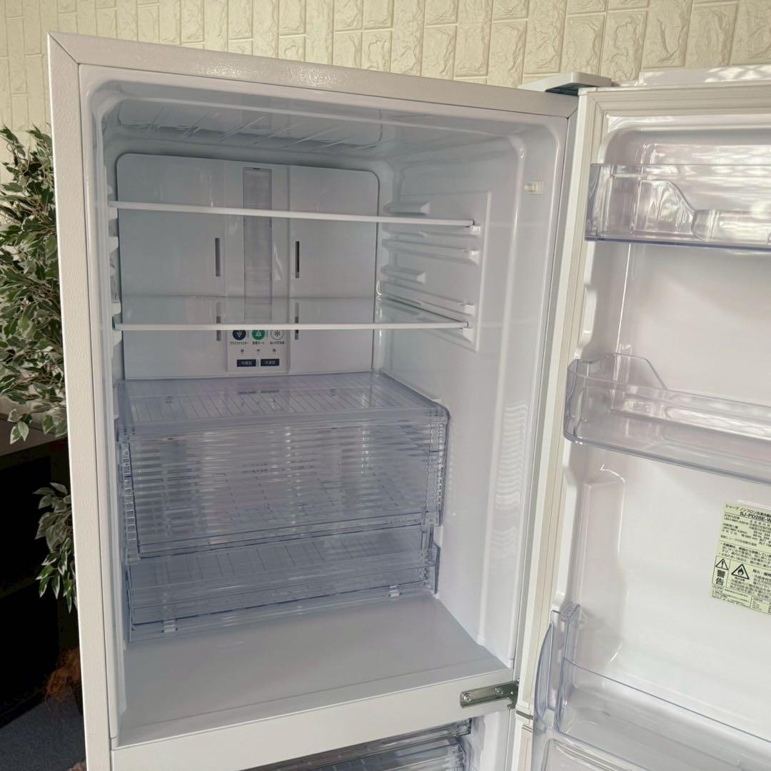 都内23区配送無料✨冷蔵庫　シャープ　SJ-PD28E-W ホワイト　スリム