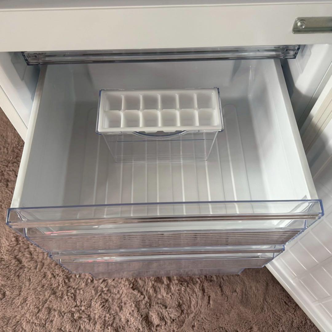 都内23区配送無料✨冷蔵庫　シャープ　SJ-PD28E-W ホワイト　スリム