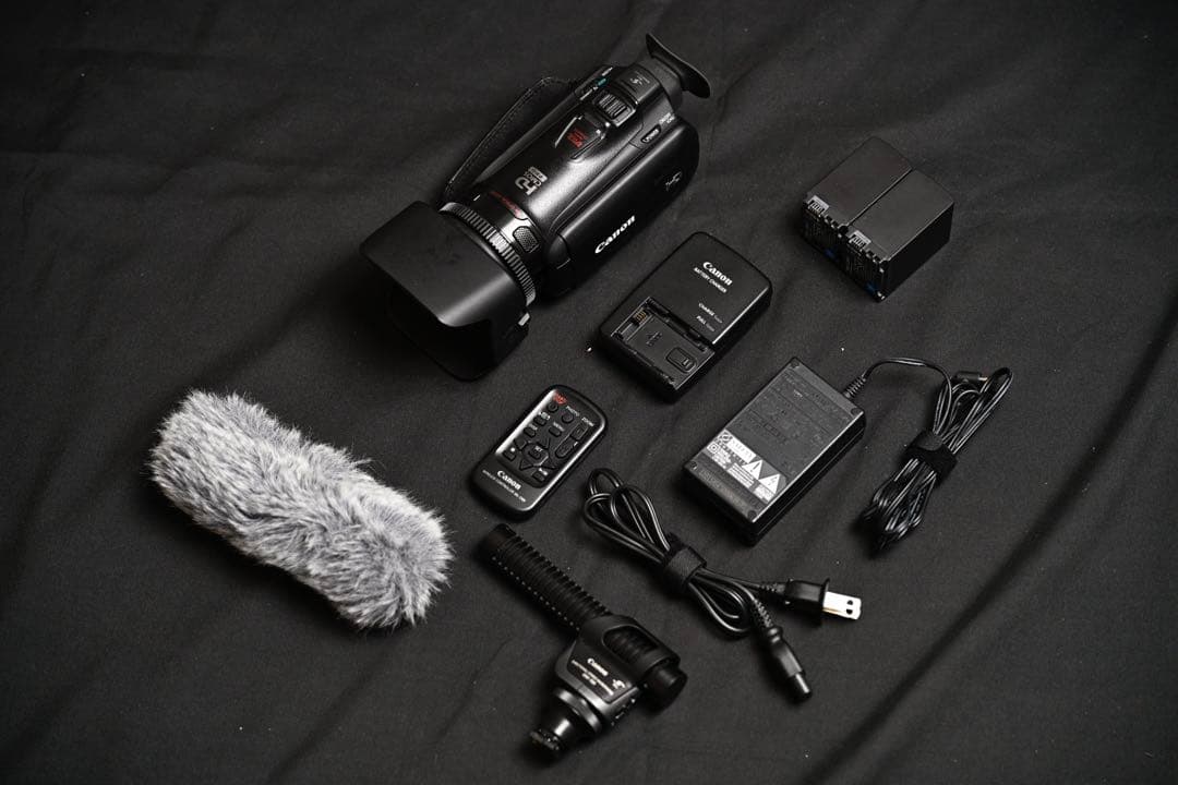 Canon iVIS HF G20 業務用ビデオカメラ本体