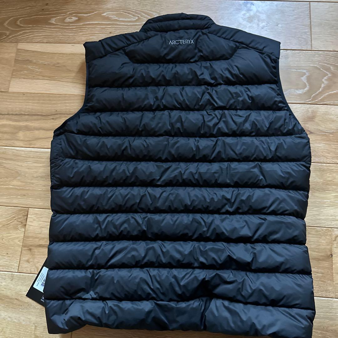 新品未使用！！確実正規品！Arc'teryx Cerium Vest XL