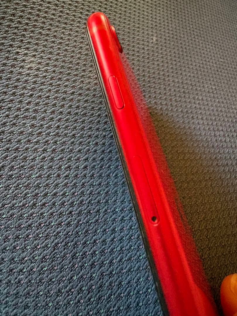 電池と液晶は新品⭐︎iPhone SE (第2世代)SIMフリー