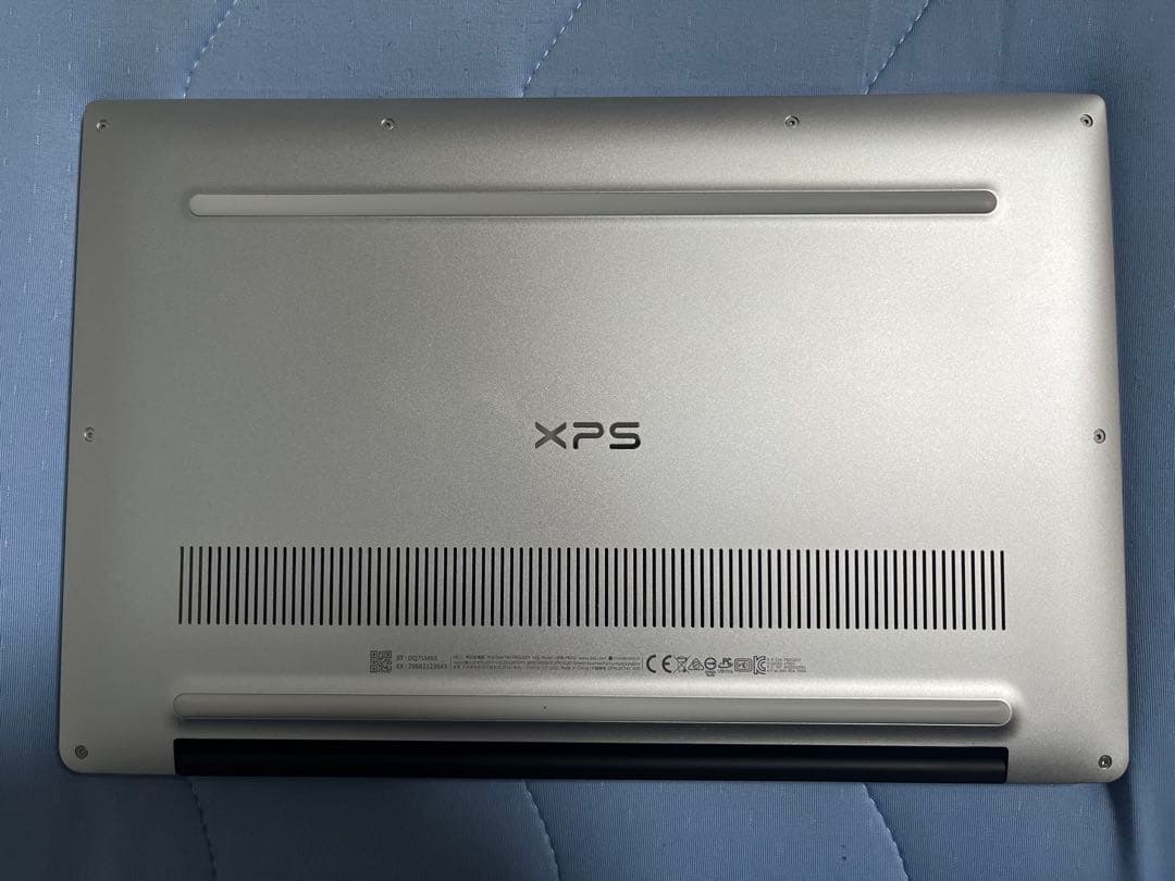 Windowsノート本体 Dell XPS 13 7390 i7-10710 16Gb 512GB 4K