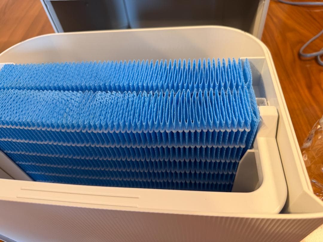 SHARP 加湿器 HV-R120-W ホワイト 2024年製