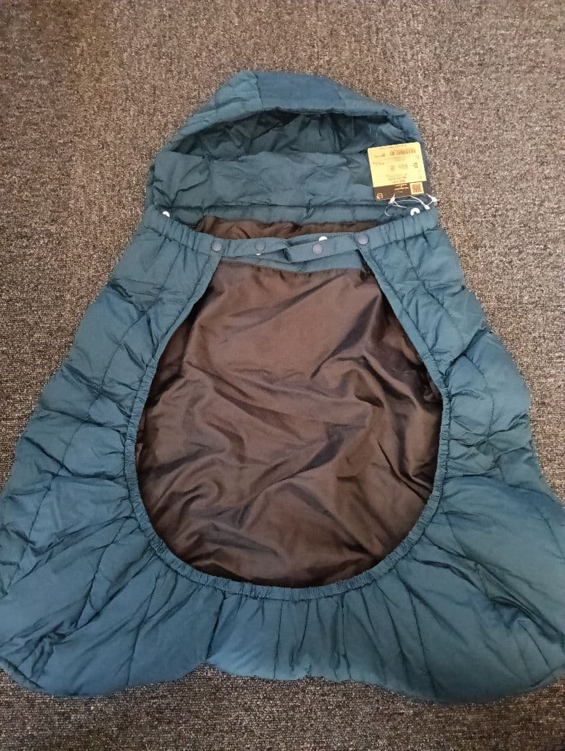 新品タグ付き　THE NORTH FACE 抱っこ紐用カバー ネイビー