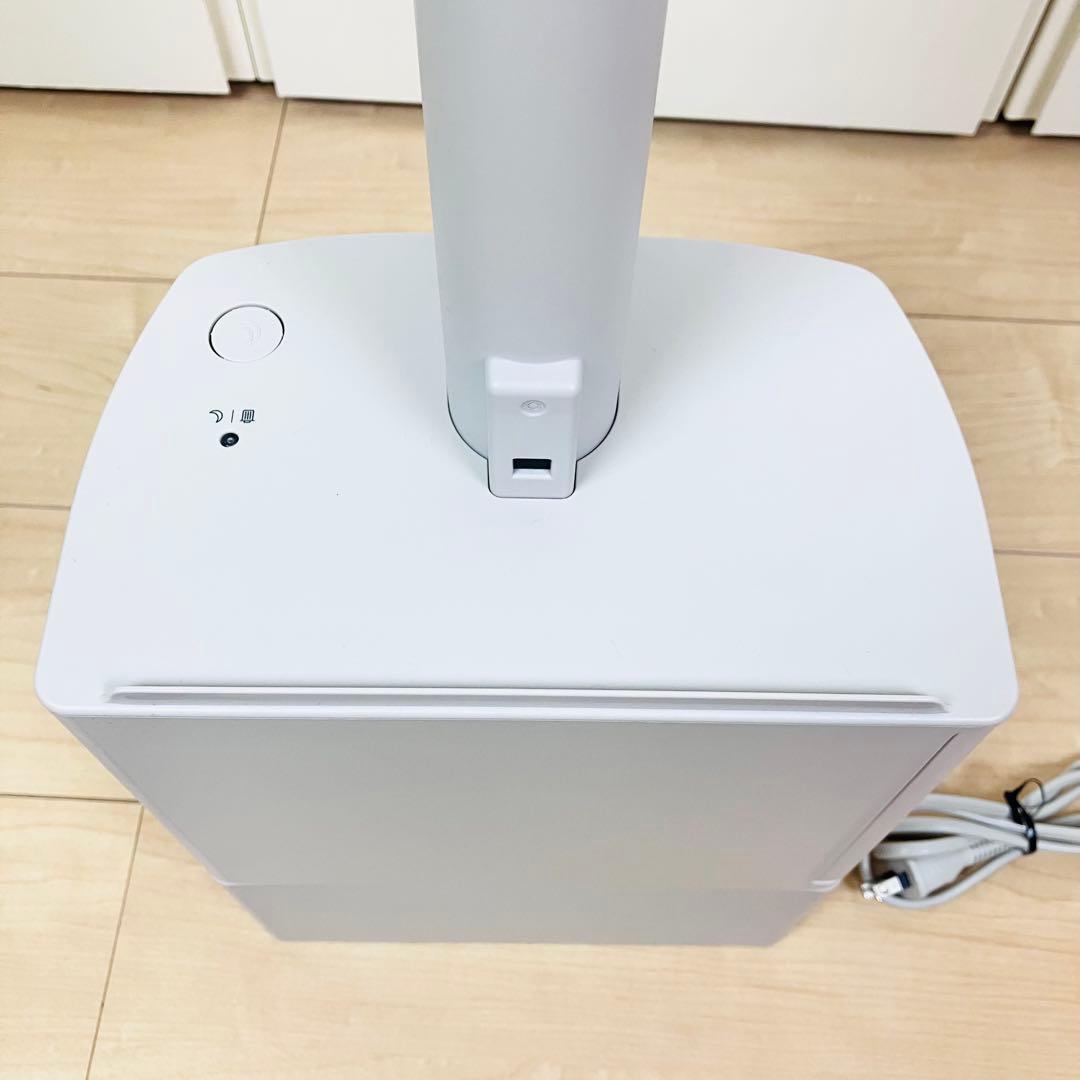 東芝　VC-SL130DS　サイクロン式コードレススティッククリーナー　トルネオ